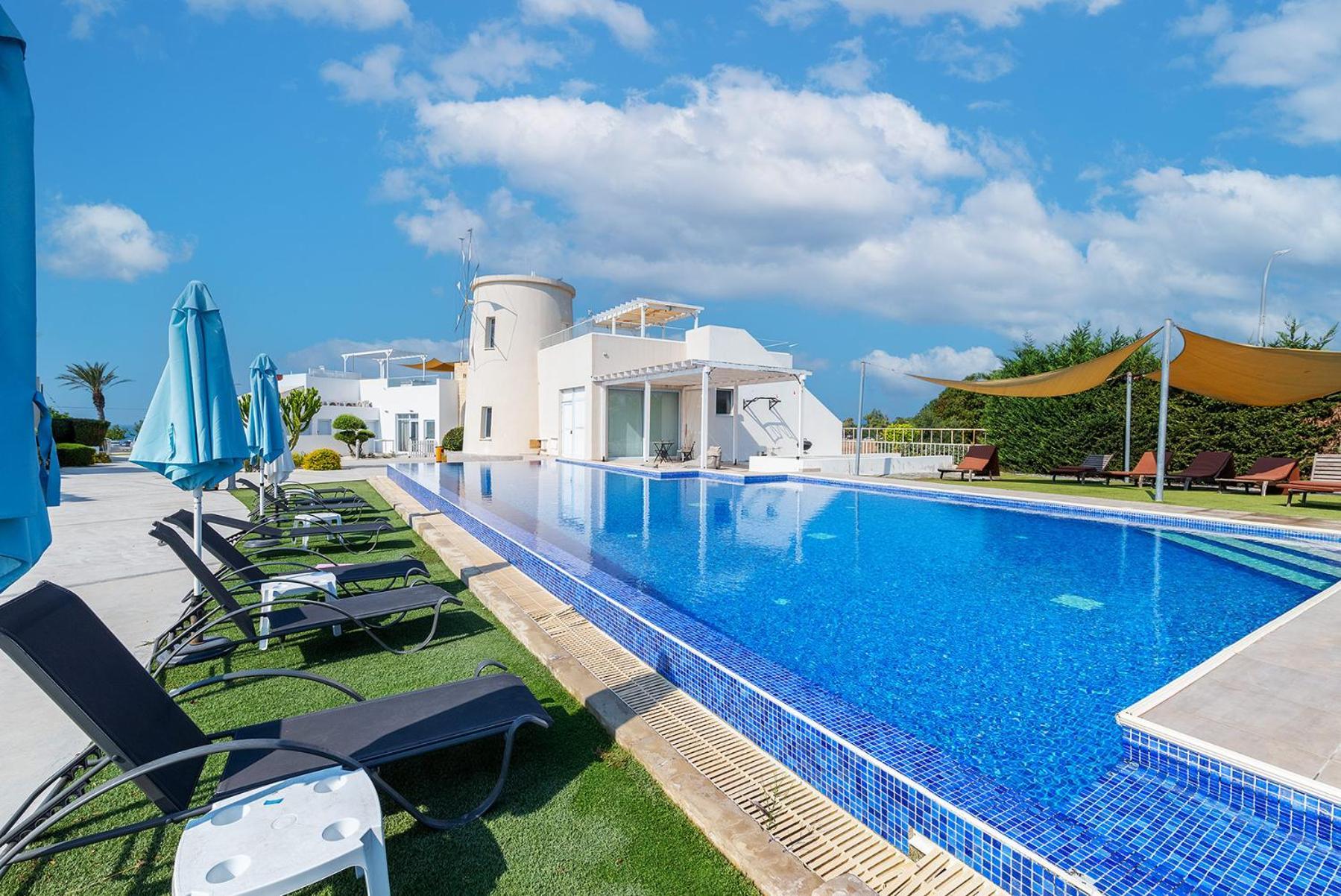 Blue Diamond Beach Villas Pafos Dış mekan fotoğraf