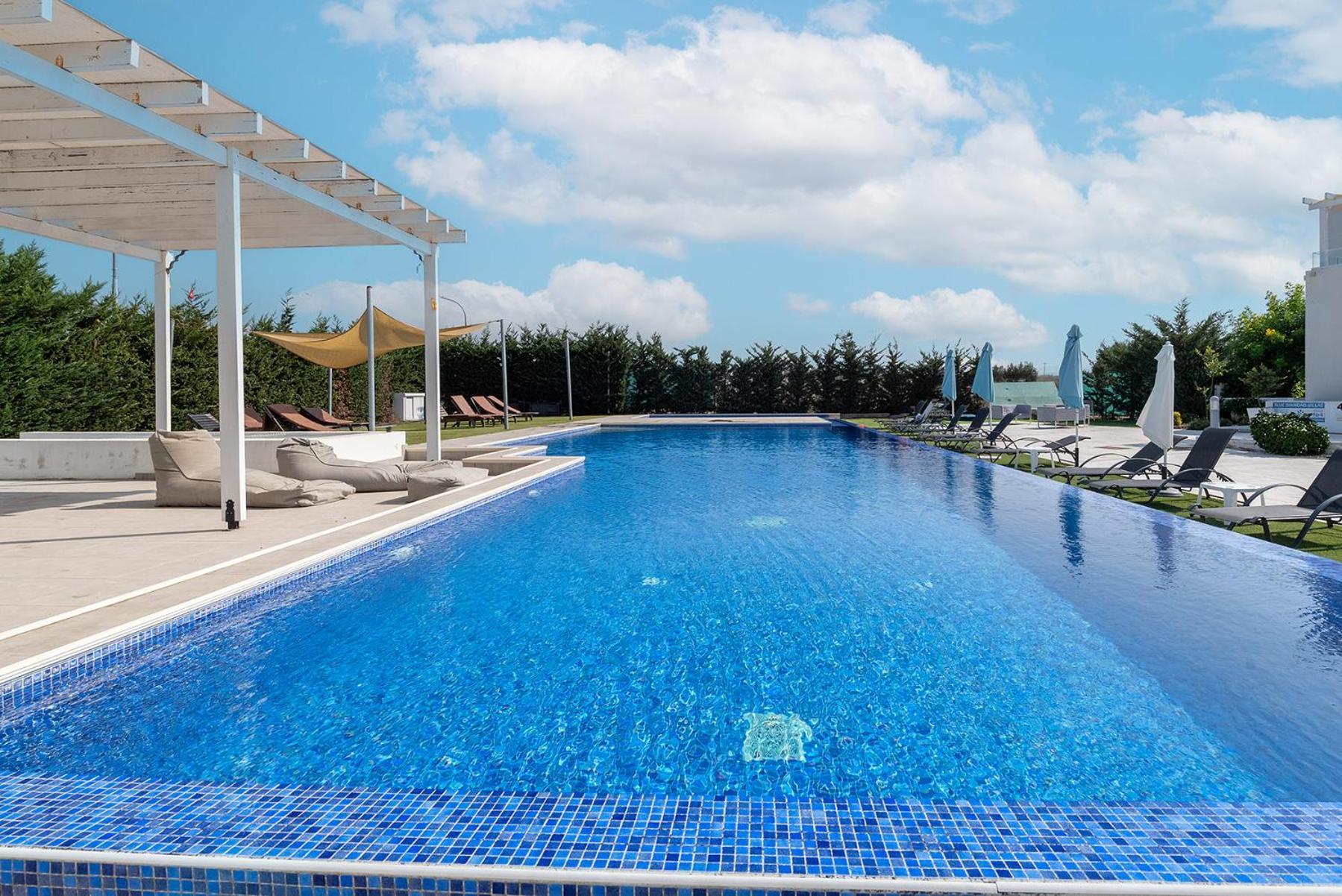 Blue Diamond Beach Villas Pafos Dış mekan fotoğraf